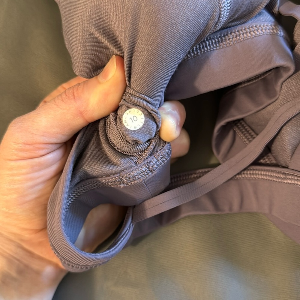 Sexy lululemon tank top built in bra mesh details size 10 Lavender Grey PERFECT - Picture 9 of 9